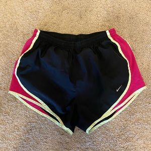 Nike Shorts 💗